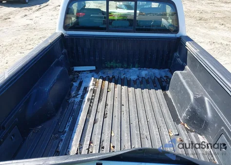 2013 Toyota Tacoma z USA, uszkodzony, nr VIN 5TFNX4CN0DX027129